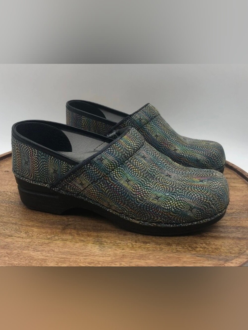 Dansko XP Multicolor Geometric Mosiac Leather Clogs Womens Size 40 US 9-9.5
